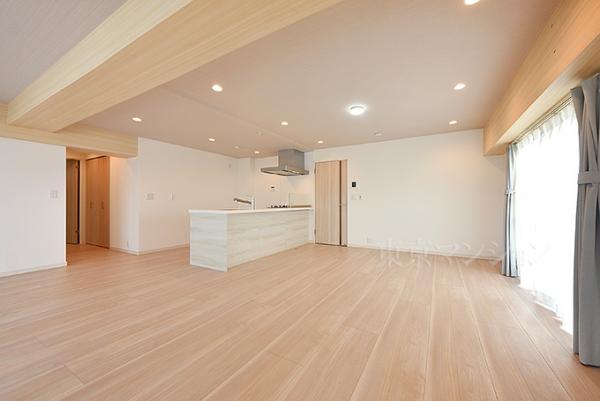 芦花公園スカイハイツ リビング