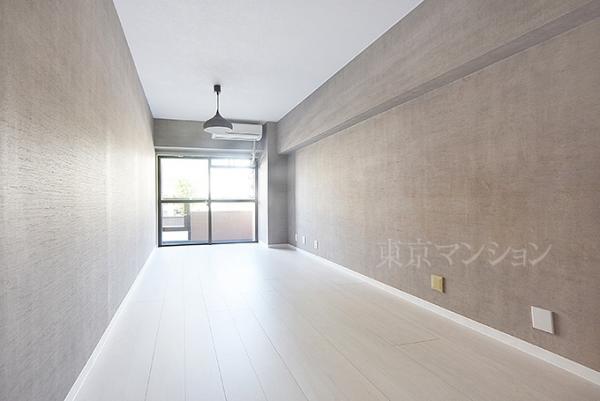 ヌーベルメゾン鶯谷 リビング以外の居室