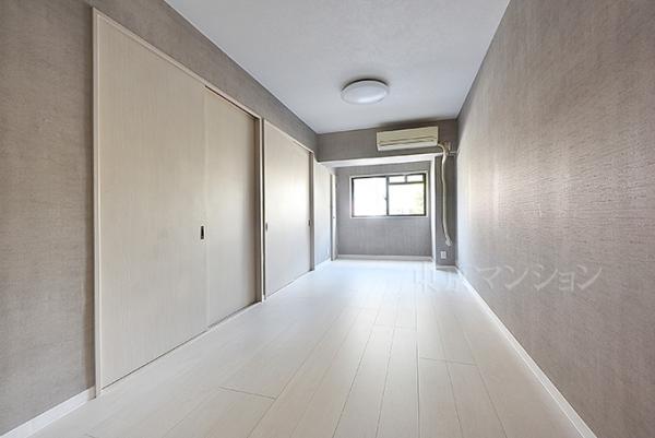 ヌーベルメゾン鶯谷 リビング以外の居室