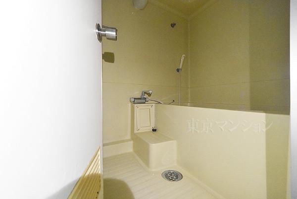 ヌーベルメゾン鶯谷 浴室