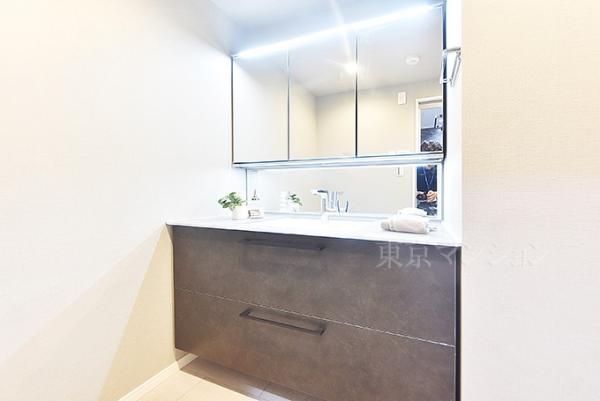 クロスエアタワー 洗面化粧台