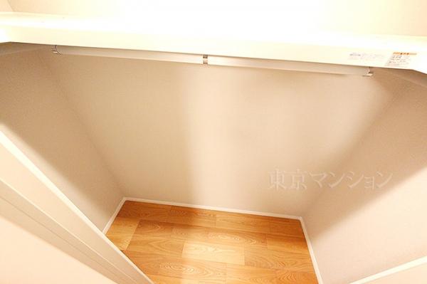 コスモガーデン日暮里 収納