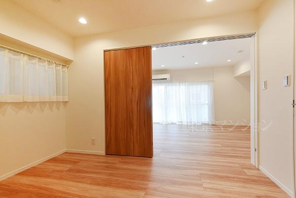 シャトレー代々木 リビング以外の居室