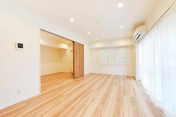 シャトレー代々木 リビング