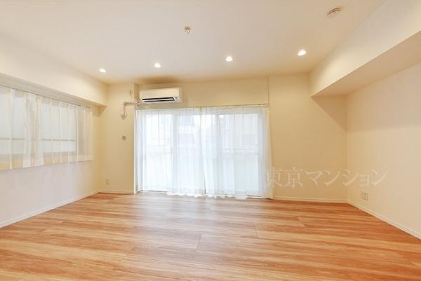 シャトレー代々木 リビング