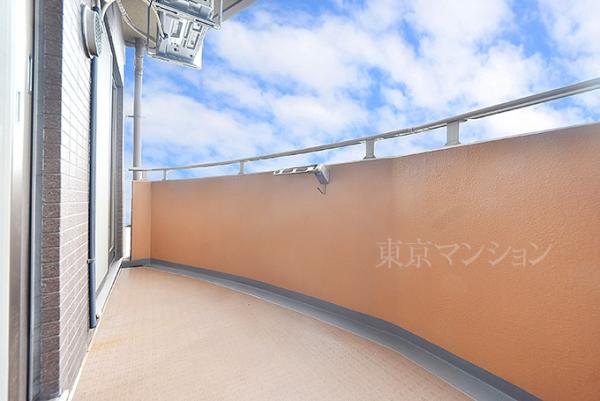 ディオレ西新宿 バルコニー