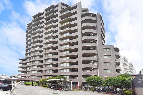 ディオレ西新宿 外観写真