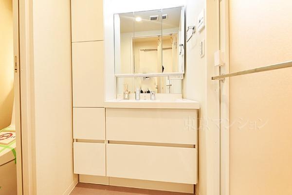 ディオレ西新宿 洗面化粧台