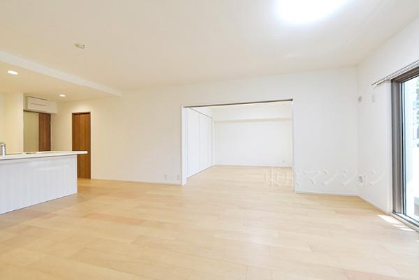 光が丘パークタウンゆりの木通り南２号棟 リビング