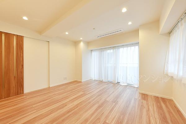 ビバリーホームズ松濤 リビング