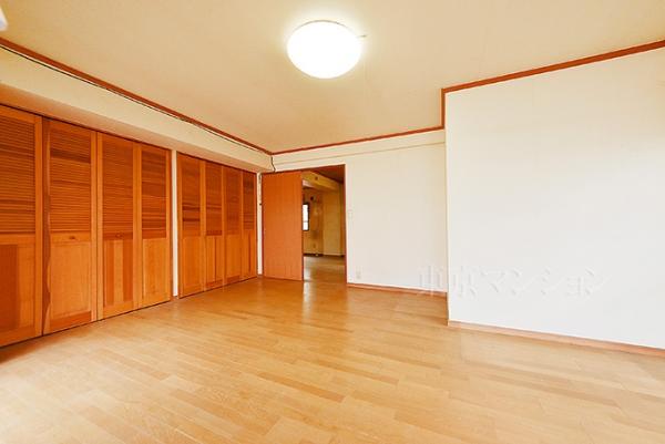 山田ビル リビング以外の居室