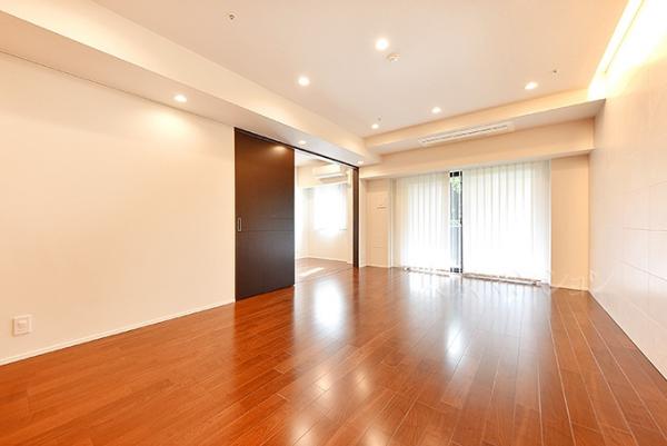 中古マンション 港区南青山７丁目1-21 銀座線表参道駅 2億1,800万円