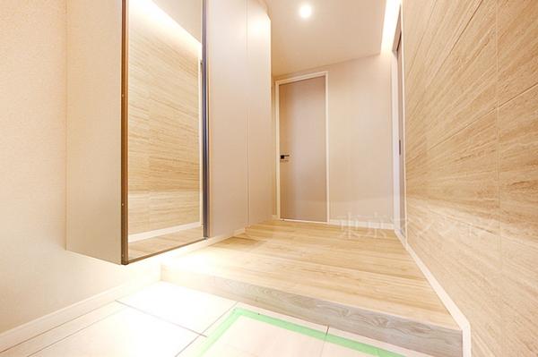 グリーンパーク第１８綾瀬 玄関
