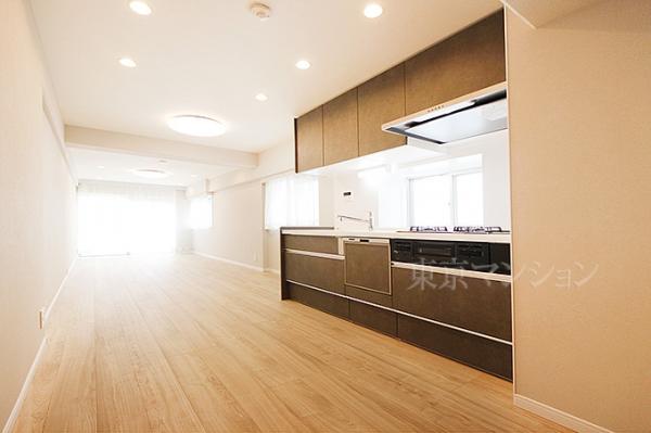 グリーンパーク第１８綾瀬 リビング