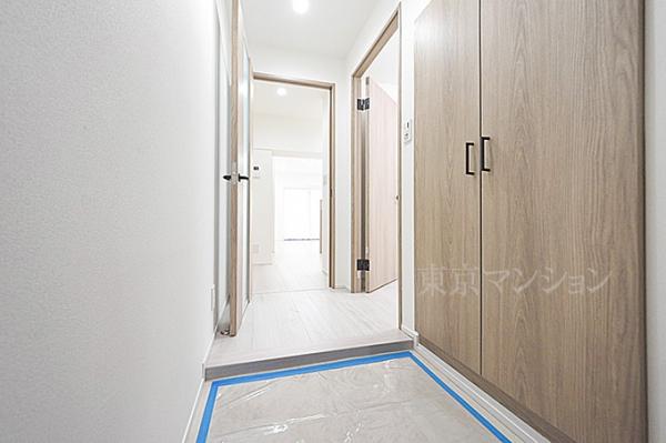 南青ハイツ 玄関