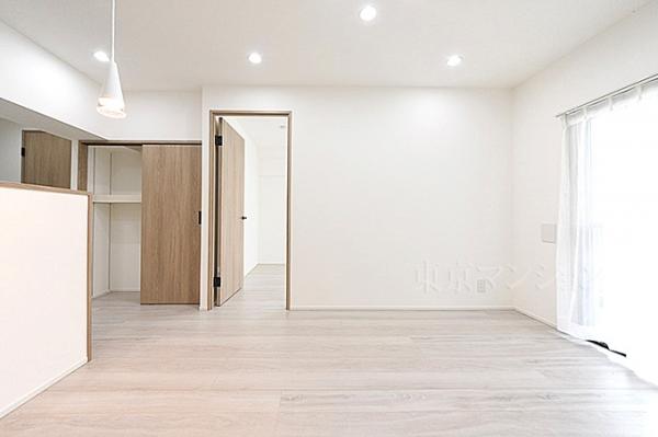 南青ハイツ リビング