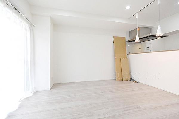 南青ハイツ リビング