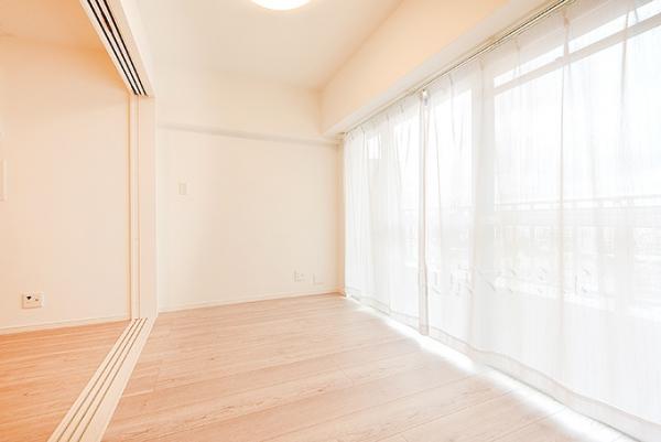 カーサ第二新宿 リビング以外の居室