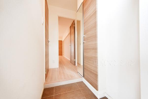 カーサ第二新宿 玄関