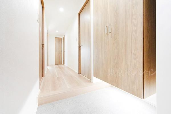 ローズアヴェニュー西巣鴨 玄関