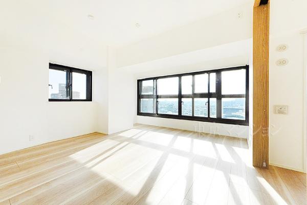 ローズアヴェニュー西巣鴨 リビング