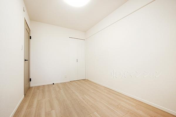 コスモ町屋 リビング以外の居室