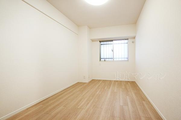 コスモ町屋 リビング以外の居室