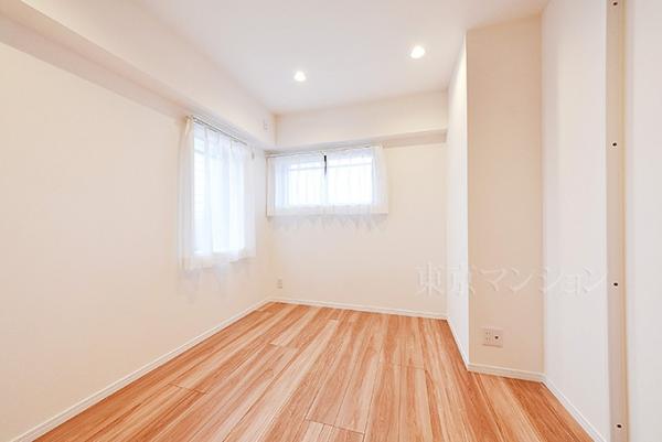 ロイヤルパレス東中野 リビング以外の居室