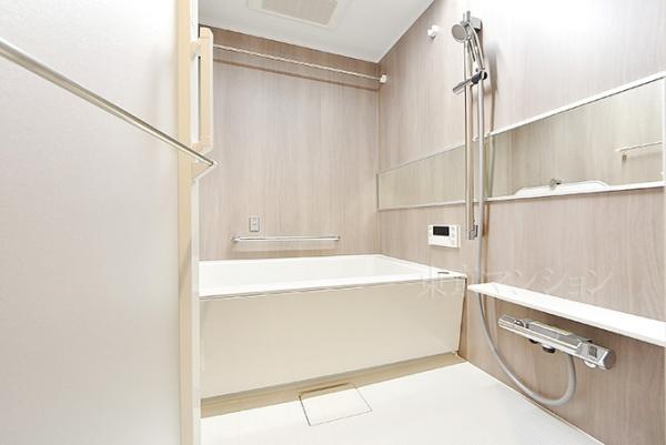 ロイヤルパレス東中野 浴室