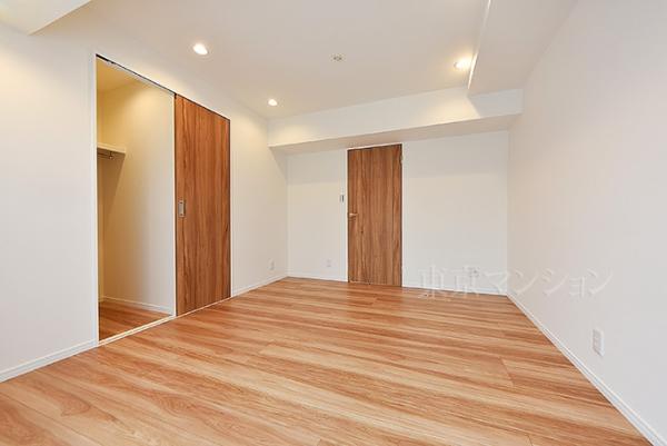 モナーク根岸 リビング以外の居室