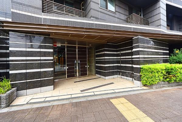 ライオンズ鶯谷マークスフォート　９Ｆ エントランス（外）