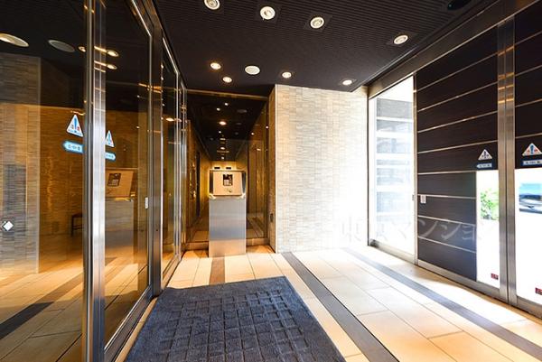 ライオンズ鶯谷マークスフォート　９Ｆ エントランスホール