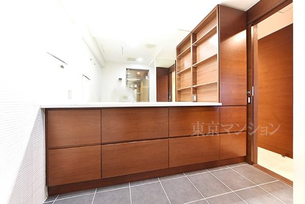 東高成城ペアシティ三船 洗面化粧台