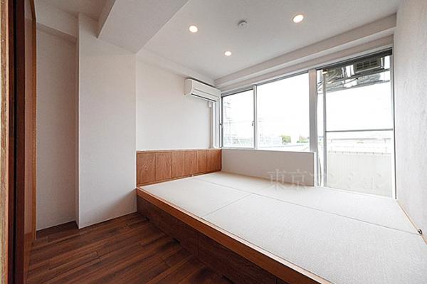 日興パレス高田馬場 リビング以外の居室