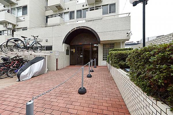 日興パレス高田馬場 エントランス（外）