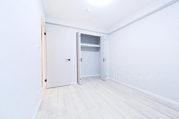 レクセル下落合第１ リビング以外の居室