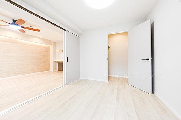 レクセル下落合第１ リビング以外の居室