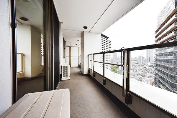 Ｔｈｅ　Ｐａｒｋ　Ｈｏｕｓｅ　西新宿タワー６０ バルコニー