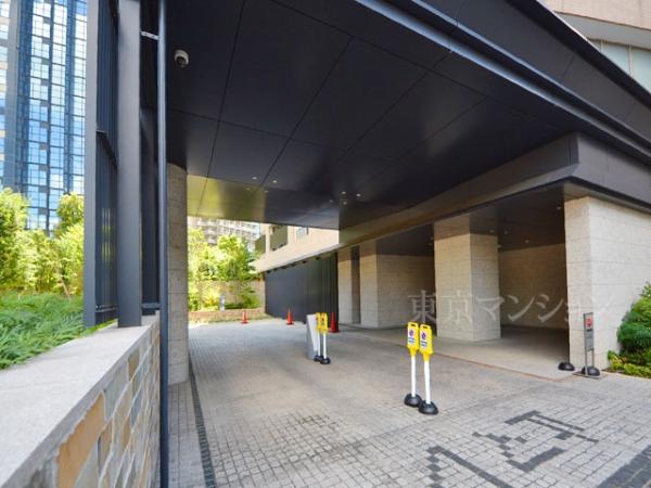 Ｔｈｅ　Ｐａｒｋ　Ｈｏｕｓｅ　西新宿タワー６０ エントランス（外）