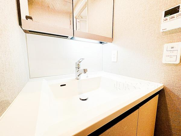 ウィルローズ秋葉原 洗面化粧台