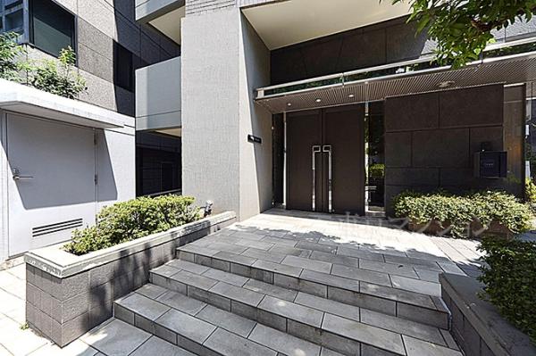 ヴィラフォンターナ千代田富士見 エントランス（外）