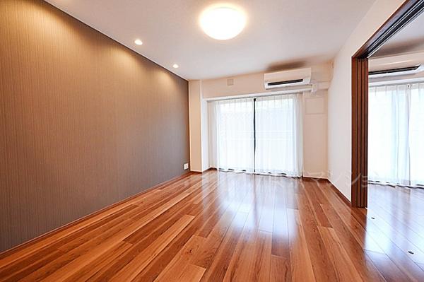 ヴィラフォンターナ千代田富士見 リビング