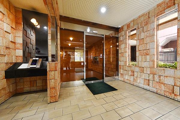 虎ノ門ガーデン エントランス（外）