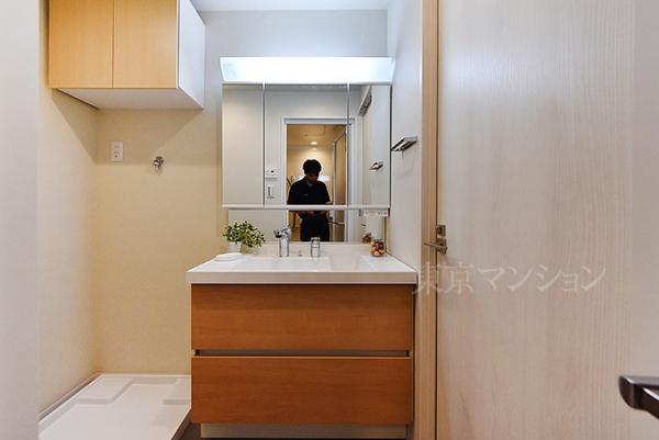 虎ノ門ガーデン 洗面化粧台