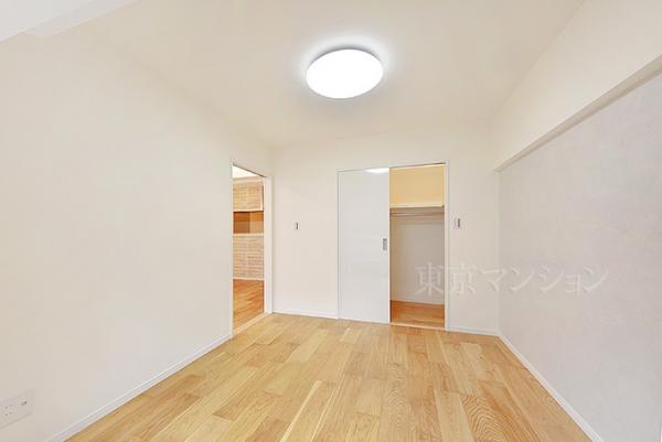 西蒲田スカイハイツ リビング以外の居室