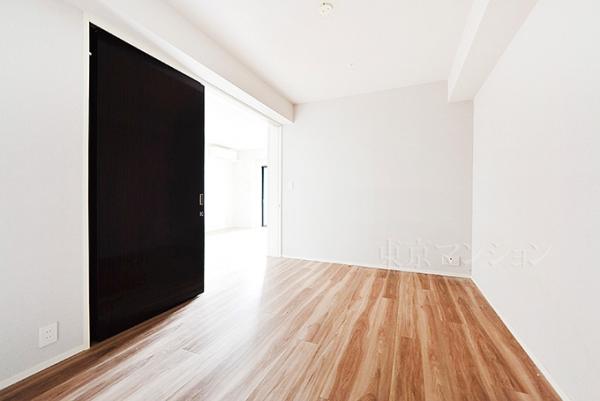 シティタワー駒沢大学ステーションコート リビング以外の居室