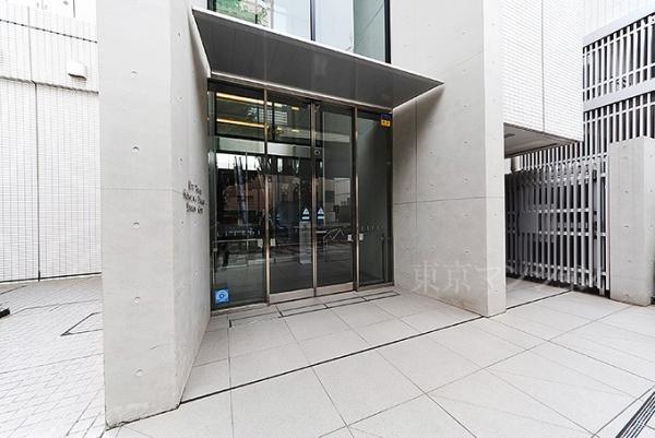 シティタワー駒沢大学ステーションコート エントランス（外）