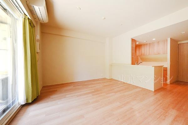 プラウドシティ大田六郷 リビング