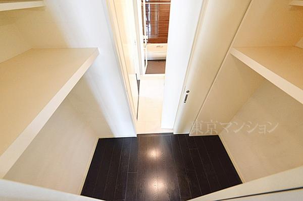 銀座タワー 収納