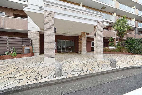 ブロッサムコートむさし野ビューウイング エントランス（外）